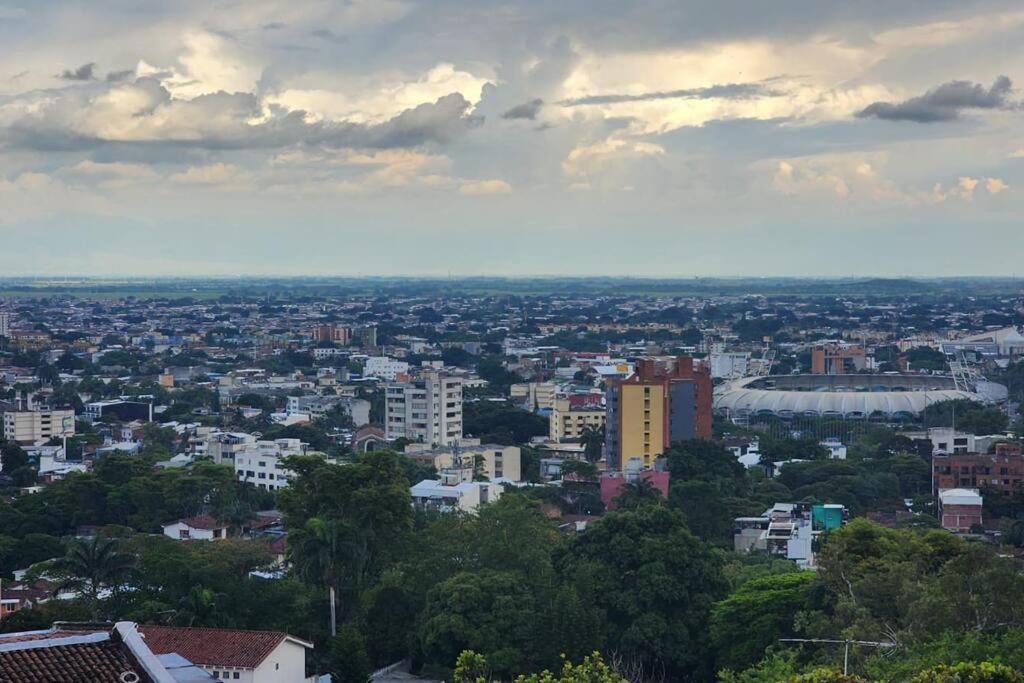 Hermoso Y Comodo Apartamento, Con Una Gran Vista A La Ciudad Lejlighed Cali Eksteriør billede